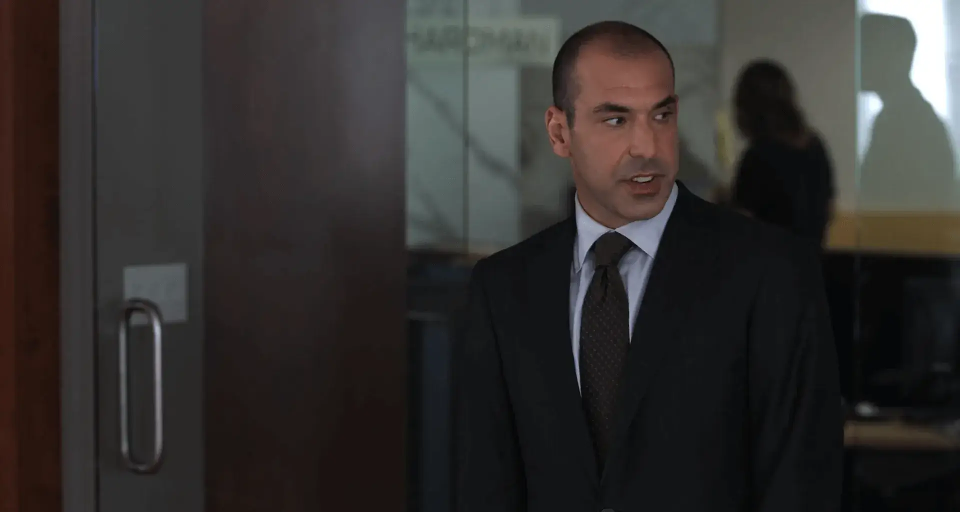 Форс-мажоры 1 сезон 1 серия